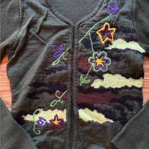Axara floral embroidered cardigan sweater wool blend size 34/XS soft and cozy